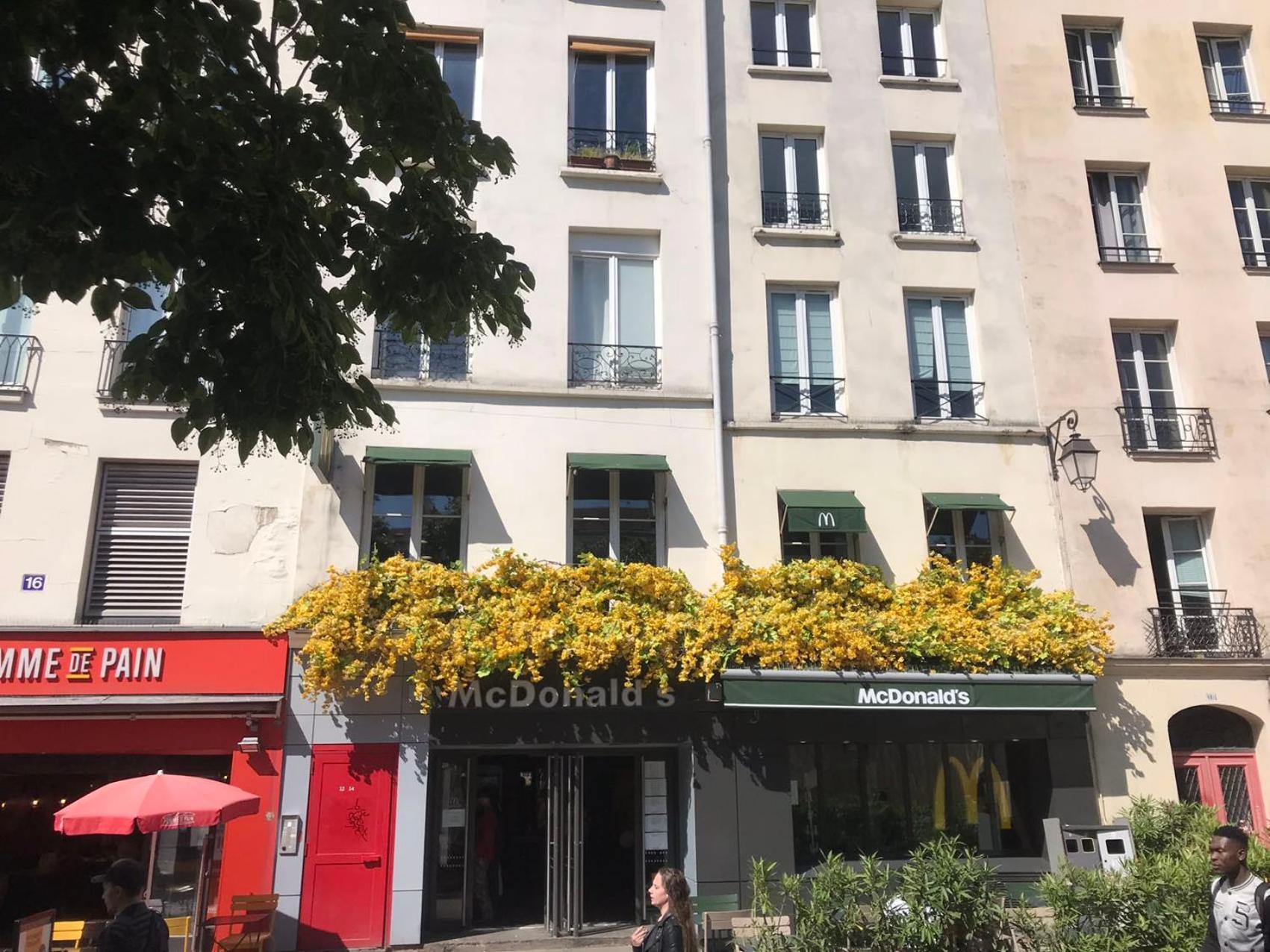 Apart Merryland Paris Chatelet Luaran gambar