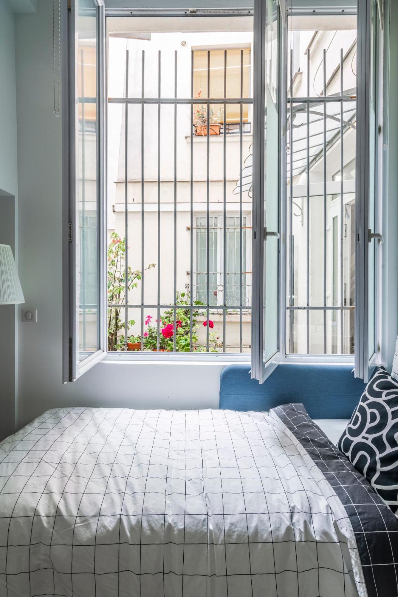 Apart Merryland Paris Chatelet Luaran gambar