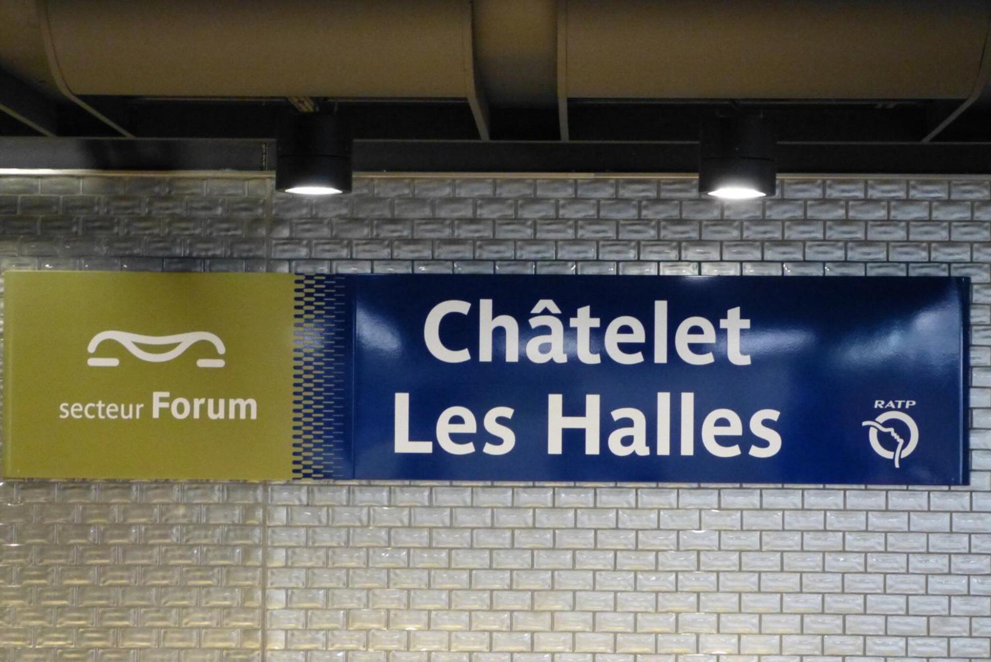 Apart Merryland Paris Chatelet Luaran gambar